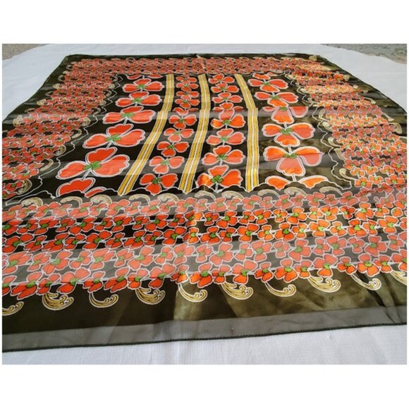 Orange & Green 3 Leaf Clover Shamrock Scarf 39" X 41" - Picture 4 of 6